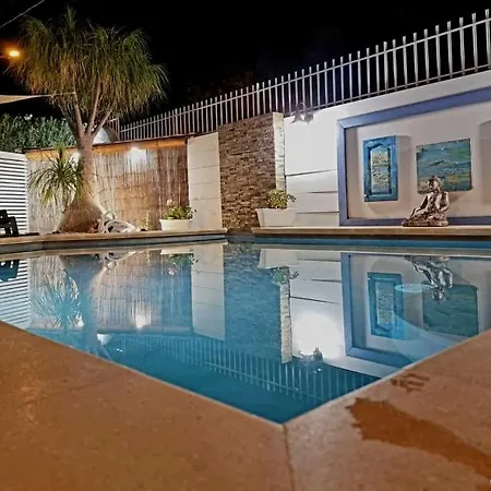 Casa Cristina Apartment *